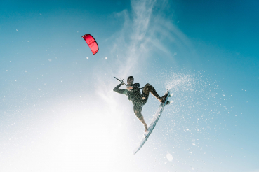 North KB Carve Kite Sunset Red