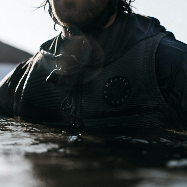Mystic The Dom Impact Vest Wake Front Zip Men Black