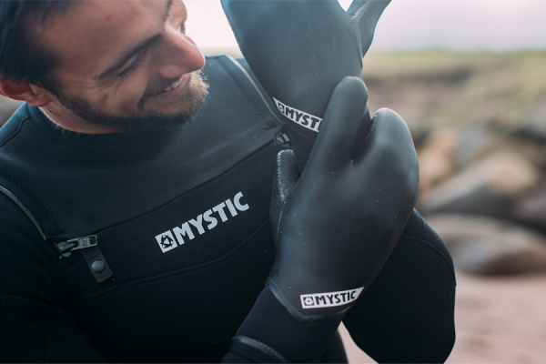 Mystic Supreme Neoprene Gloves 5mm Lobster Black