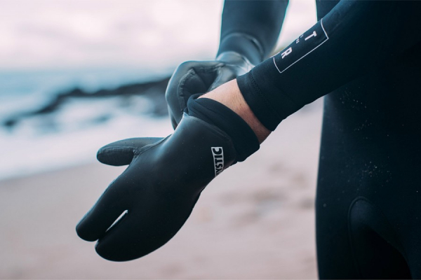 Mystic Supreme Neoprene Gloves 5mm Lobster Black