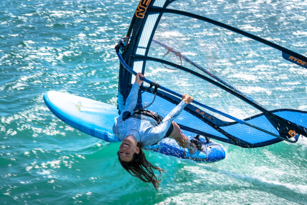 Neilpryde Evo Trapez Kite- und Windsurf Frauen C3 Marine \ Coral