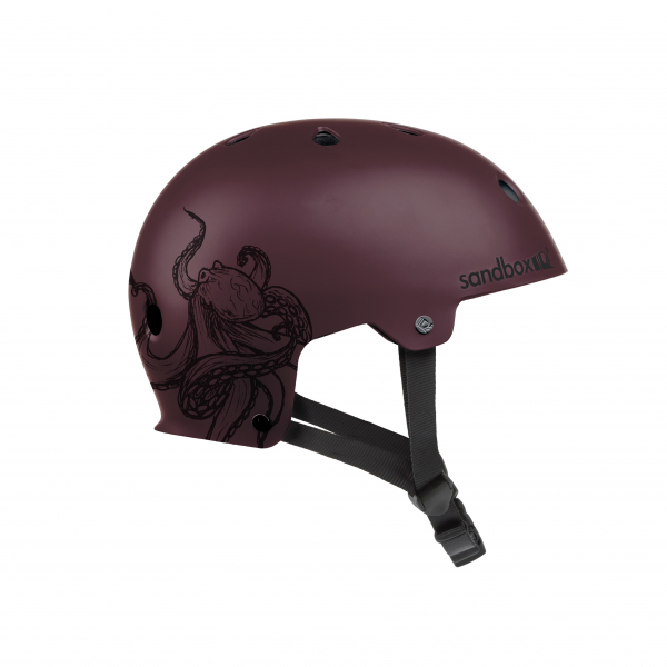 Sandbox Legend Low Rider watersports helmet unisex Anna Nikstad