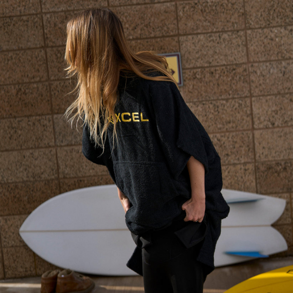 Xcel Change Poncho Black